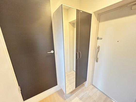 玄関　※別部屋の写真です