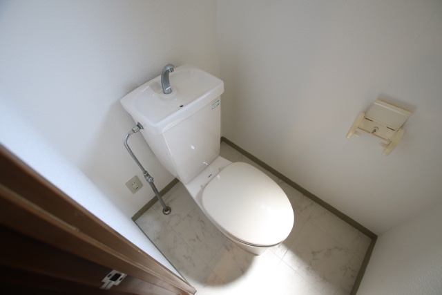 トイレ　※別号室参考写真の為現状優先となります