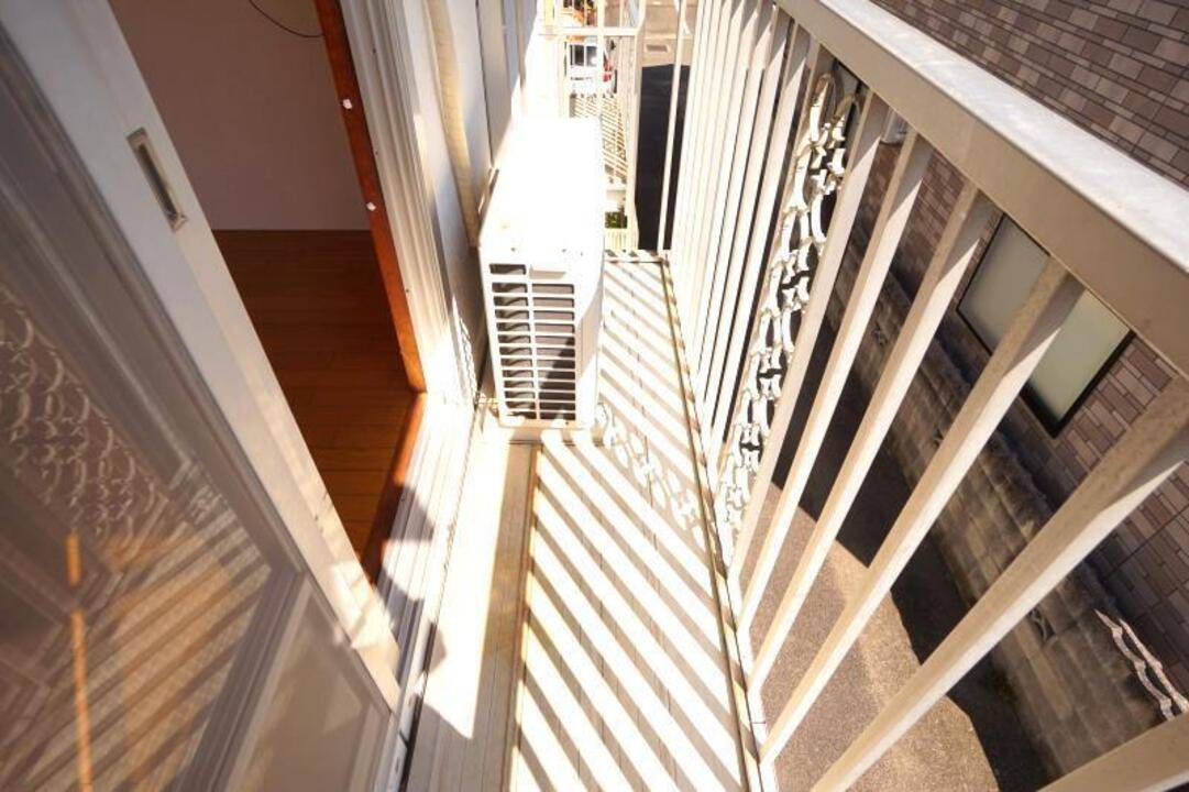 バルコニー　バルコニー