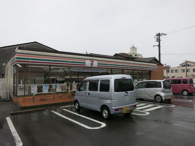 コンビニ　セブン-イレブン 岡崎錦町店（コンビニ）まで1100m