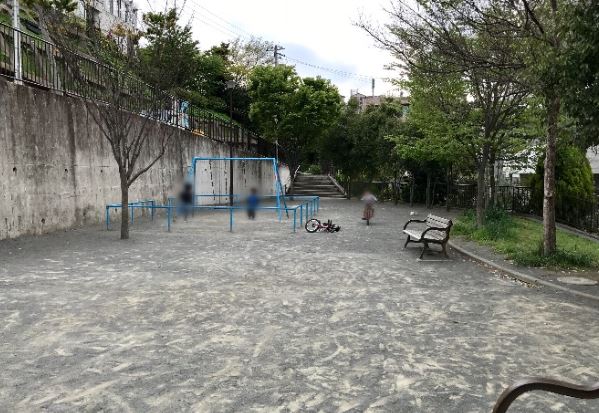 公園　杉田三丁目第二公園（公園）まで710m