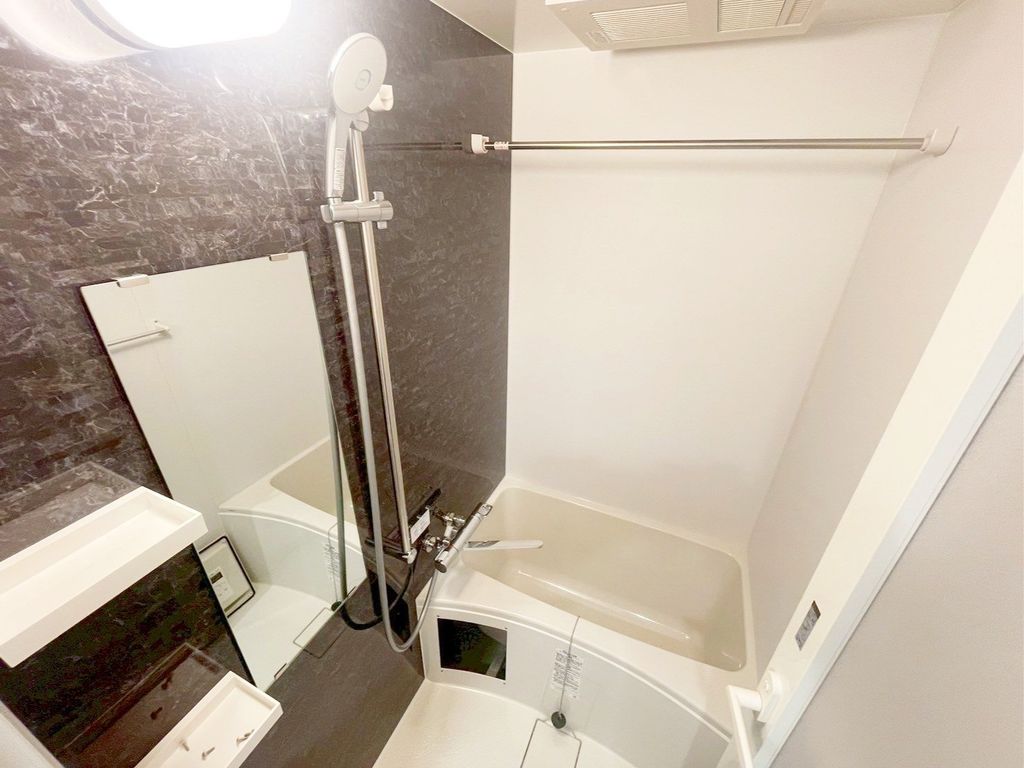 バス・シャワールーム　バルコニー