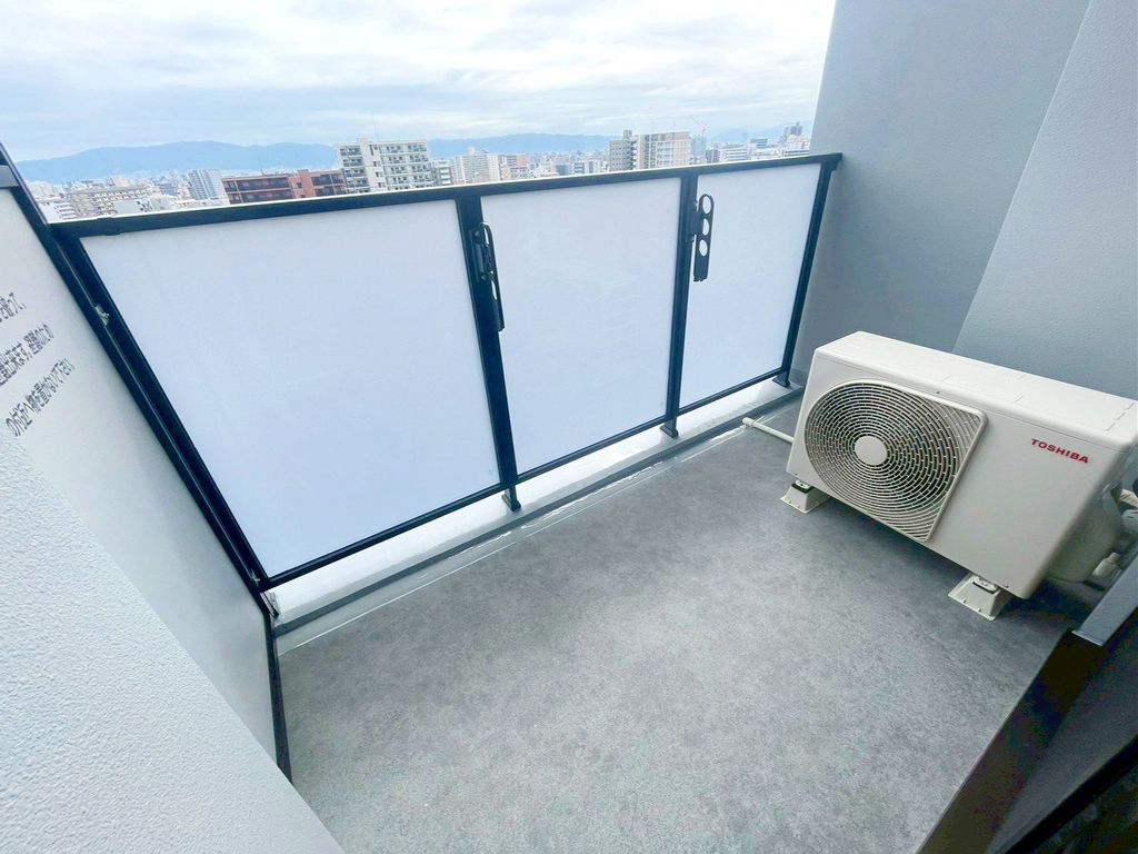 バルコニー　バルコニー