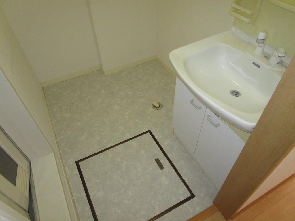 洗面設備　CF張替済