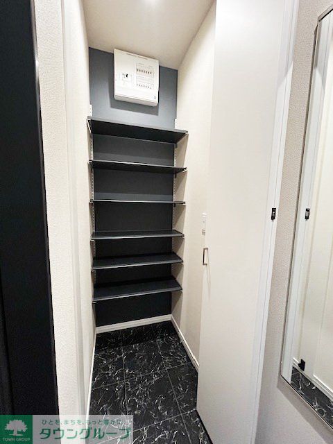 玄関　設備