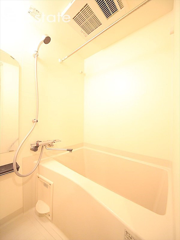 バス・シャワールーム　バスルーム