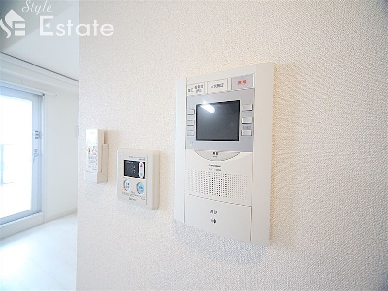 セキュリティ　モニター付きインターホン