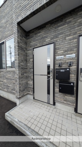 エントランス　駐車場