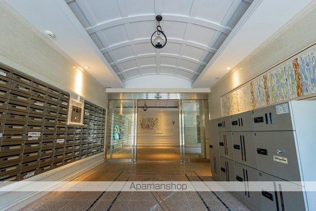 ロビー　ロビー