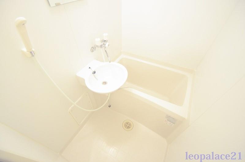 洗面設備　同シリーズの類似となります。現況を優先致します。