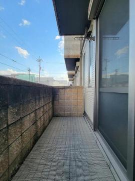 　バルコニー　ベランダ