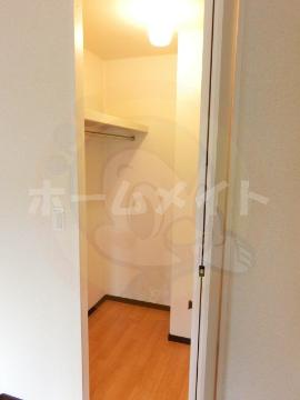 　収納　ウォ―クインクローゼット