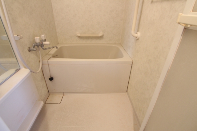 バス・シャワールーム　別のお部屋の参考写真となります