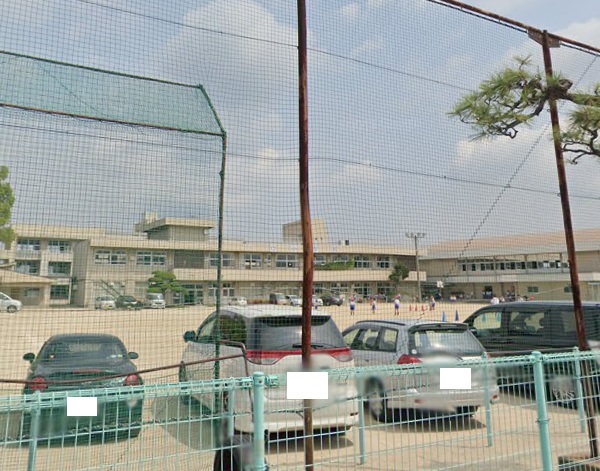 小学校　川口小学校（小学校）まで300m