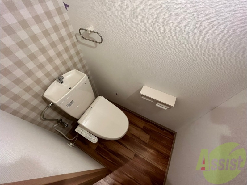 トイレ　トイレです。ウォシュレット付を探している方、おすすめです。