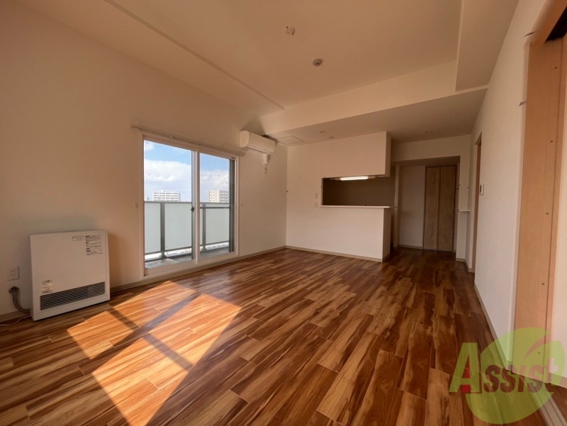 居室・リビング　広くてきれいなリビングです！快適に過ごせそうですね。