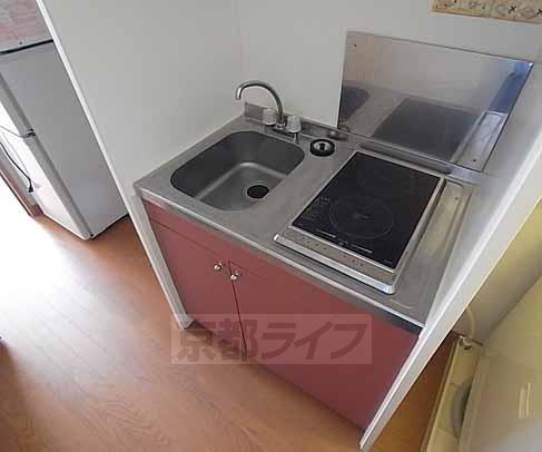 キッチン　ＩＨコンロです