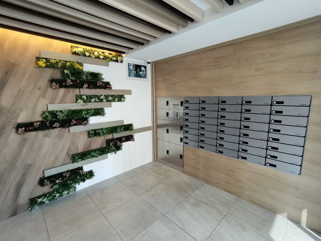 ロビー　エントランス