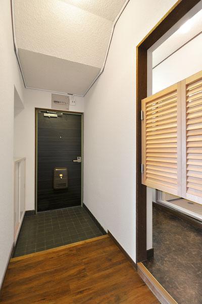 玄関　ピース・シーサイド黒崎 ※同タイプの室内写真です