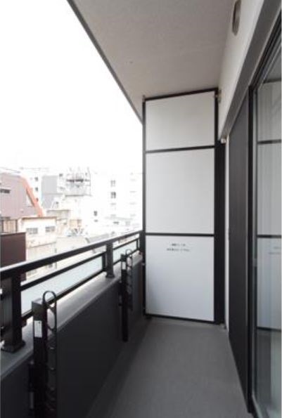 バルコニー　★《見学予約受け付け中》設備充実のハイグレード賃貸マンション