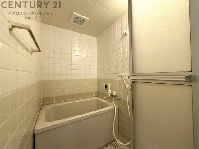 バス・シャワールーム　人気のバストイレセパレート！