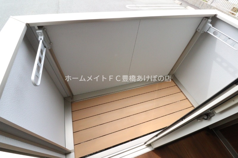 バルコニー　ベランダ