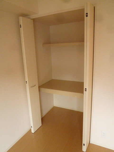 収納　反転間取参照