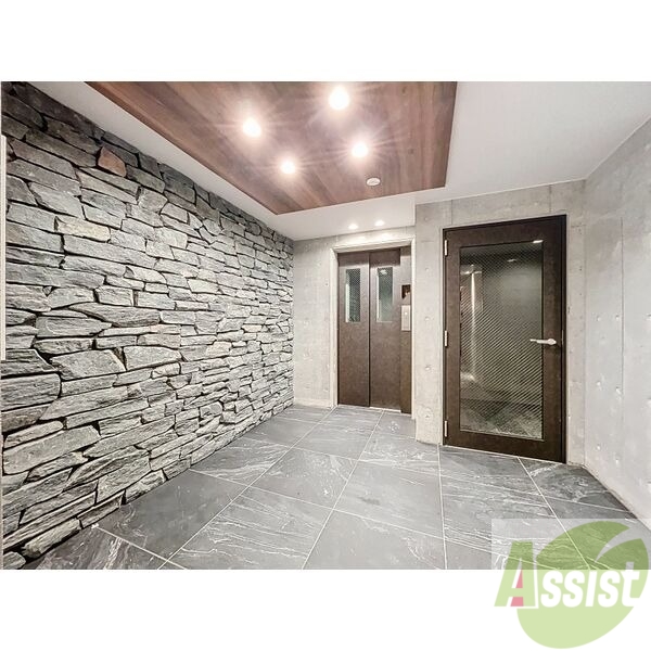 その他　都市ガス給湯器です。経済的でうれしいですね！