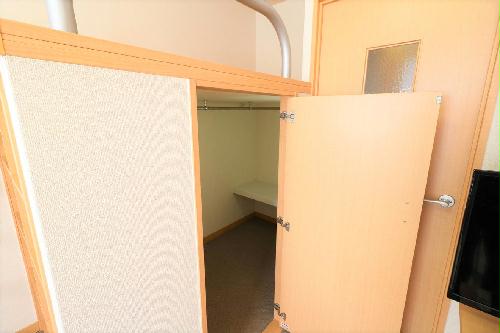 収納　ウォークインクローゼットにより女性の方でも収納が安心！