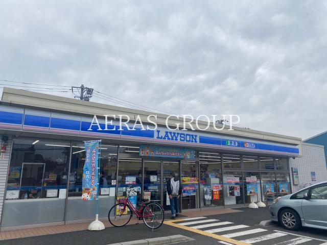 コンビニ　ローソン草加松江六丁目店（コンビニ）まで242m