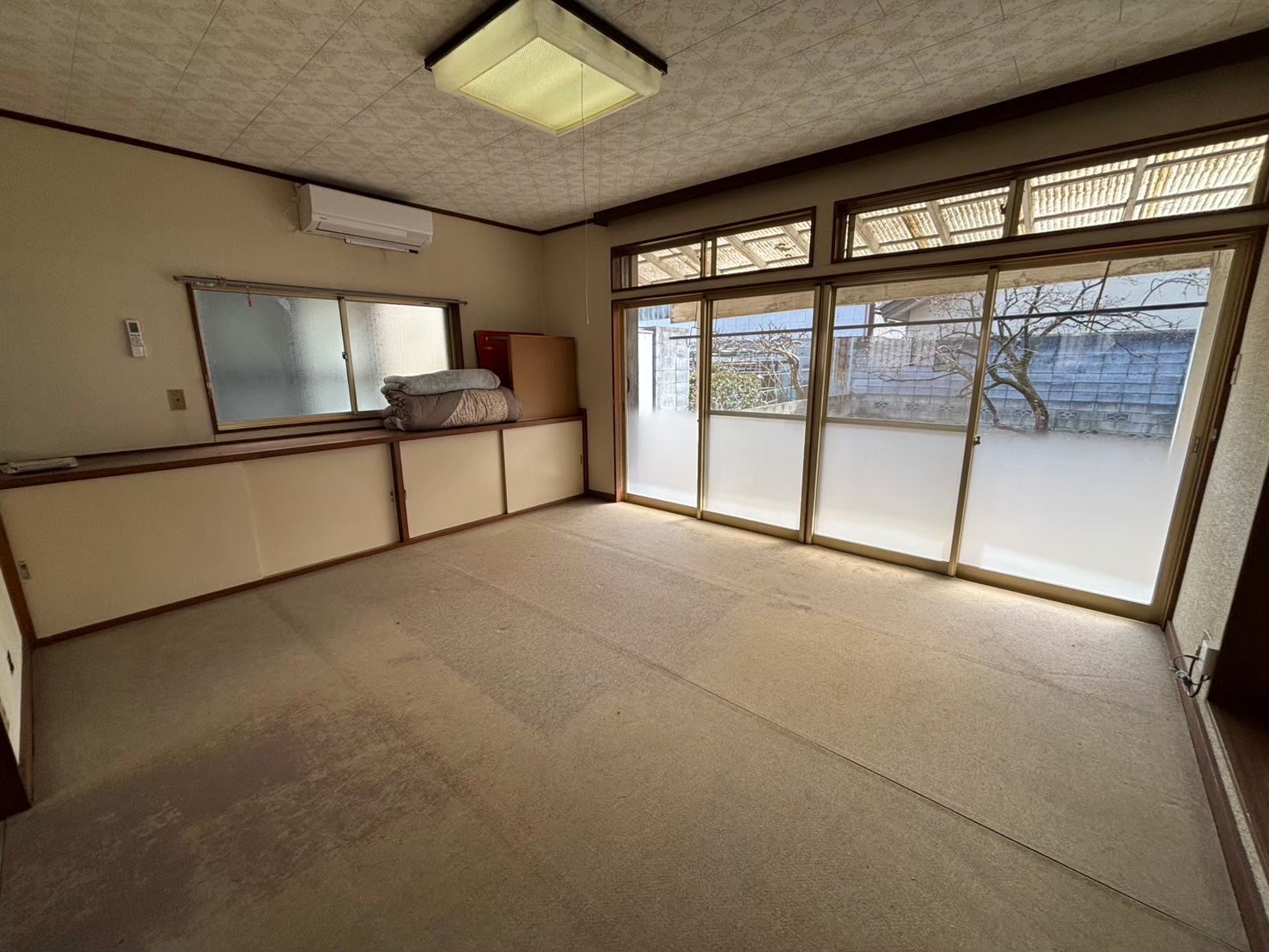 居室・リビング　洋室8帖