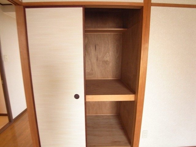 収納　和室押入れ