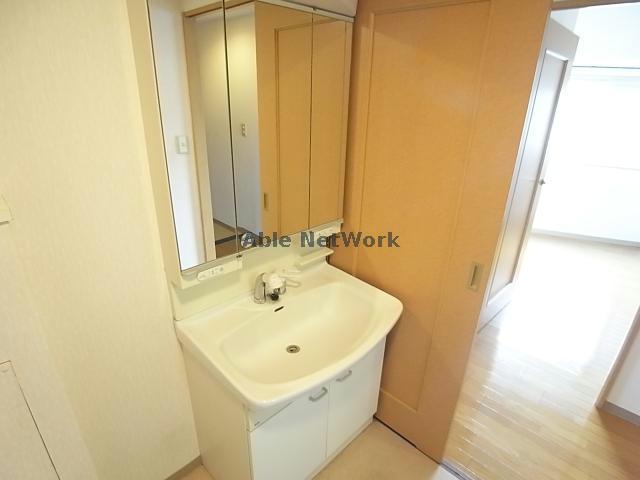 洗面設備　※参考写真