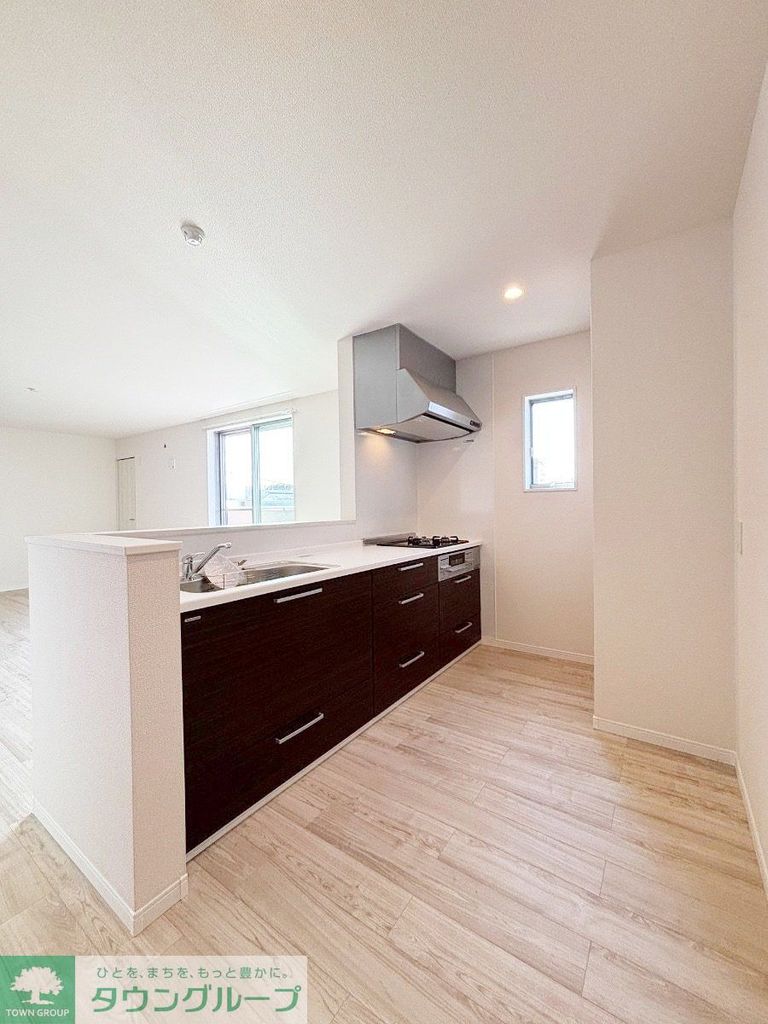 キッチン　マグネットが使用可！タイマーやキッチンツールを浮かせて収納…