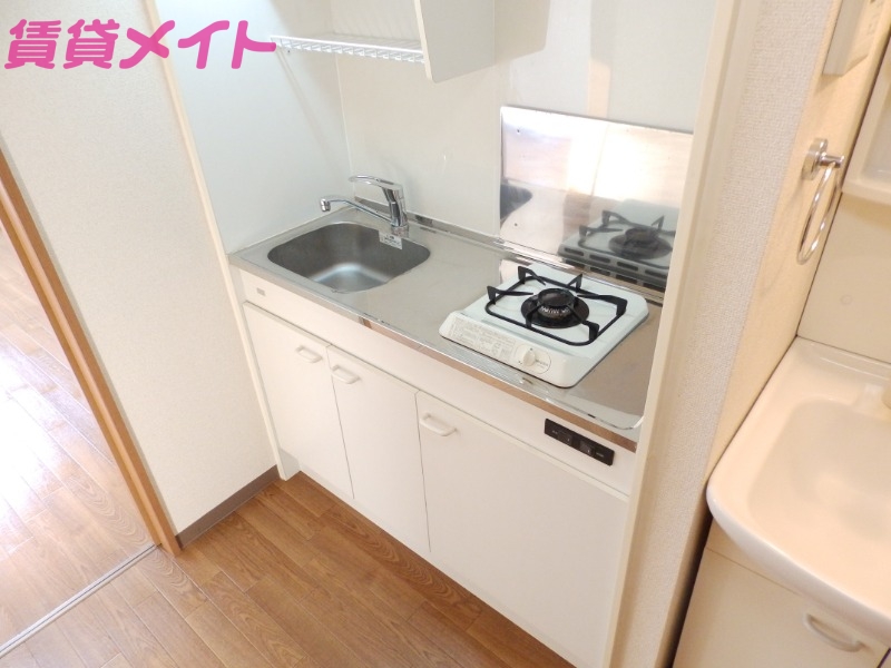 キッチン　同物件別室写真