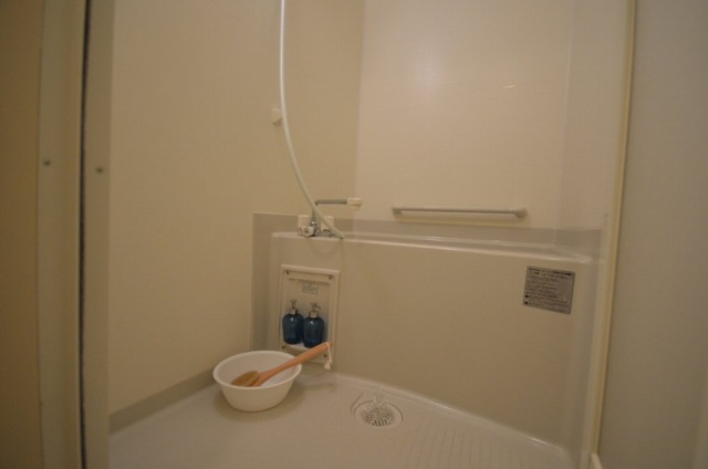 バス・シャワールーム　別号室の写真です