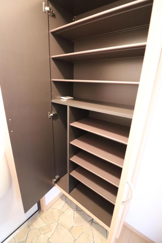 その他　玄関のシューズボックス