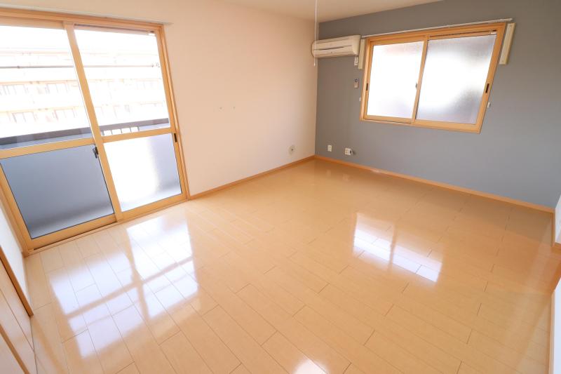 その他設備　洋室のエアコン