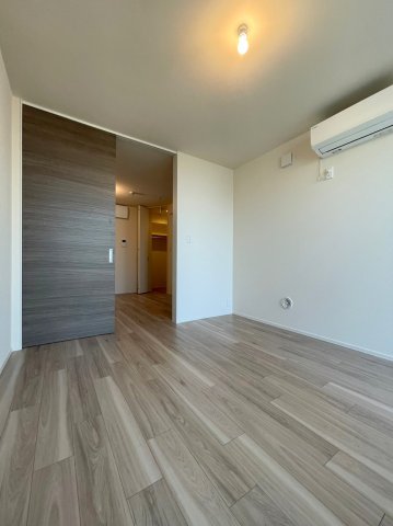 その他部屋・スペース　★明るいフローリングの角部屋です★
