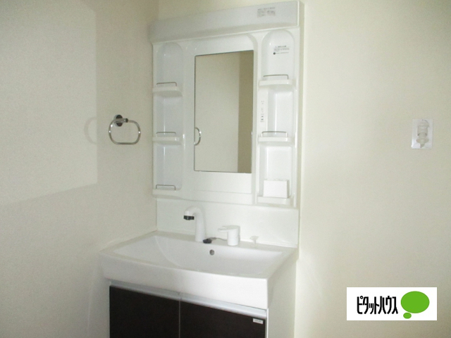 洗面設備　洗髪洗面化粧台