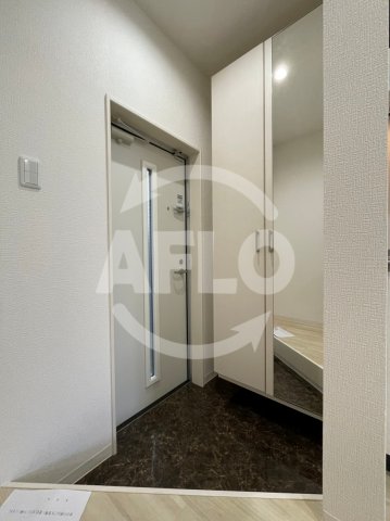 玄関　クローバーハイツ鷹合　玄関