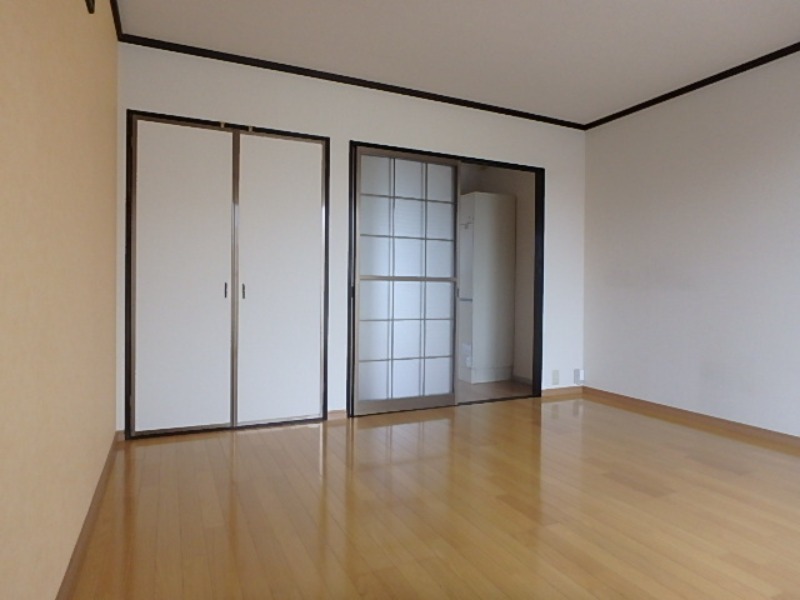 居室・リビング　図面と現状に相違がある場合には現状を優先