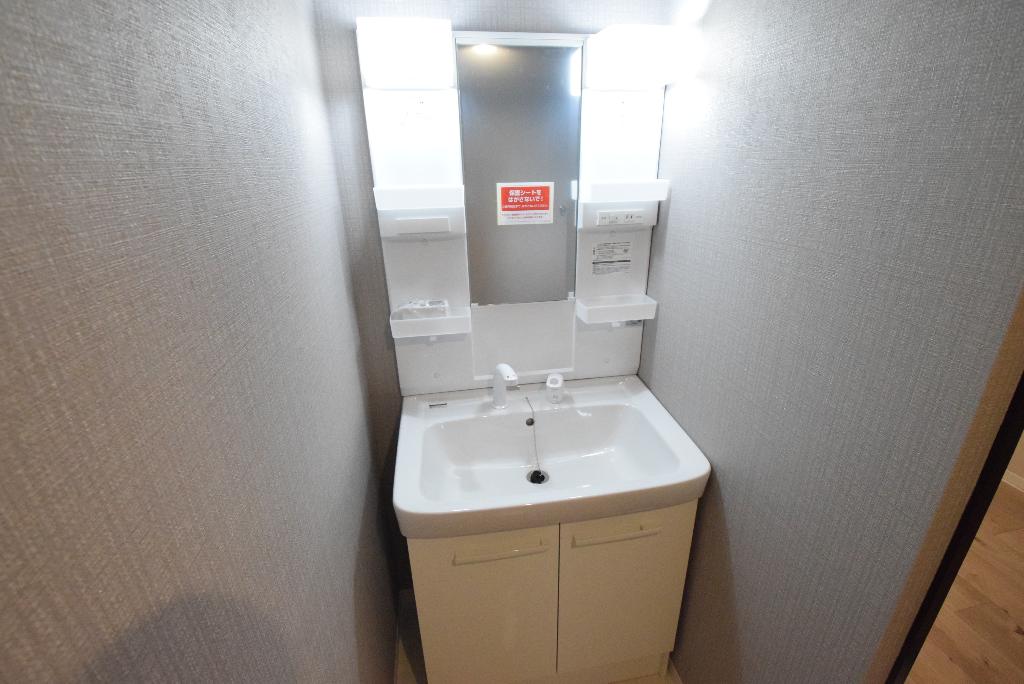 洗面設備　洗髪洗面化粧台