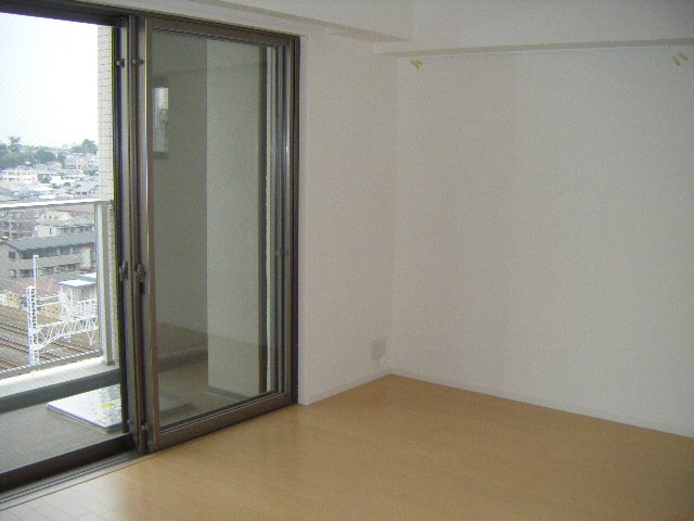 居室・リビング　二重サッシです！びっくり！！