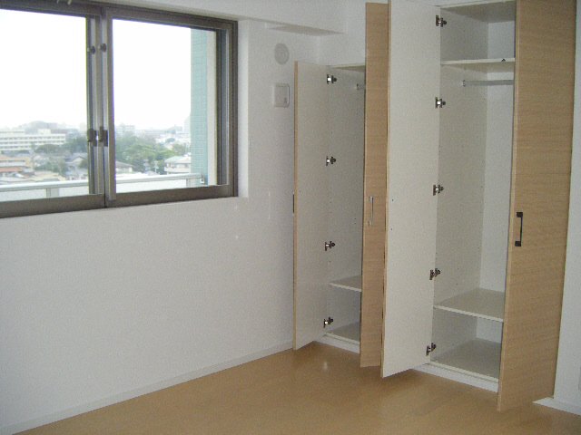 収納　多用途の収納付き★