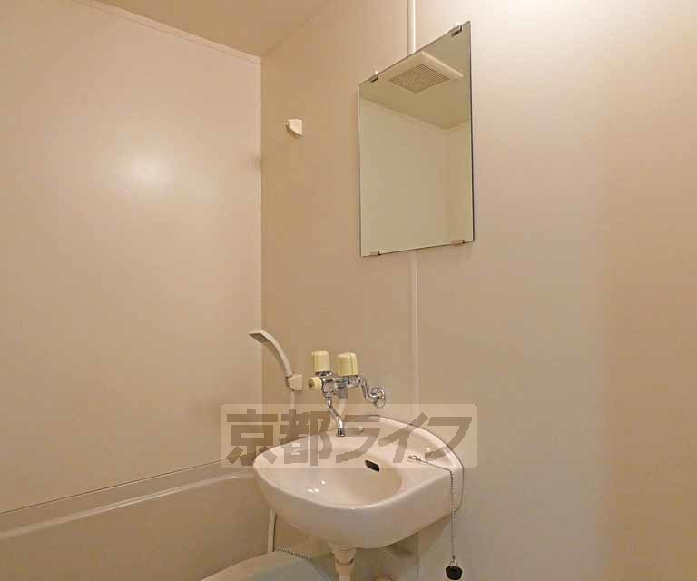 洗面設備　洗面器です。