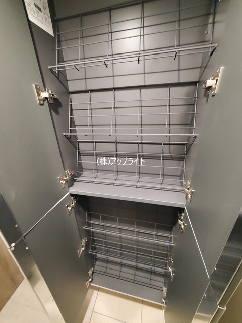 その他設備　シューズボックス