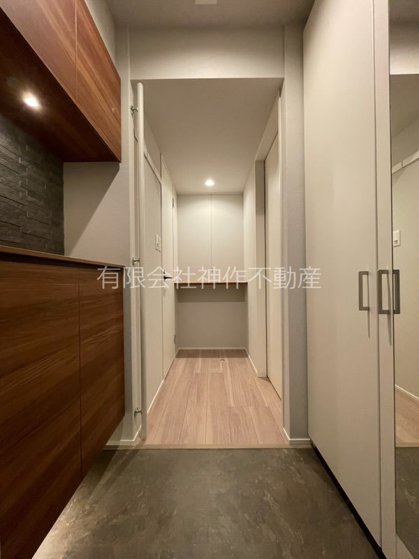 玄関　シューズBOX・玄関収納