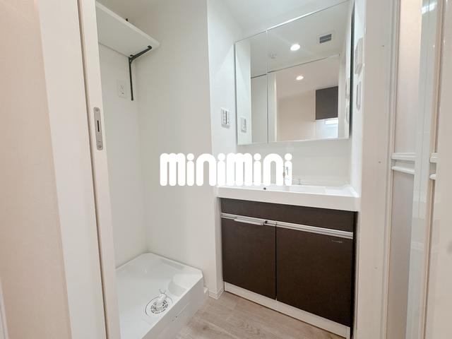 洗面設備　４０１号室の写真です