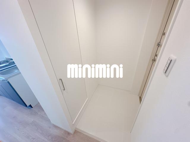 玄関　４０１号室の写真です